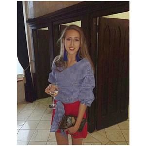 Meet your Posher, Eva